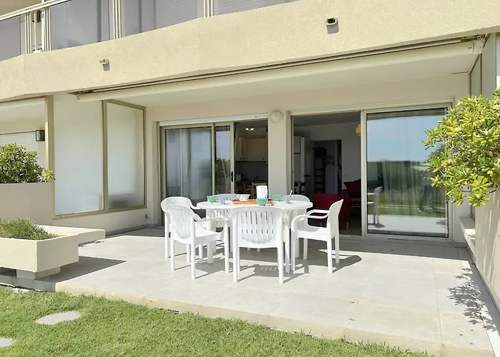 公寓 3 Pieces 4 Couchages Avec Parking Au Lavandou - Fr-1-251-316