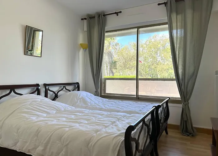 3 Pieces 4 Couchages Avec Parking Au Lavandou - Fr-1-251-316 * 勒拉旺杜