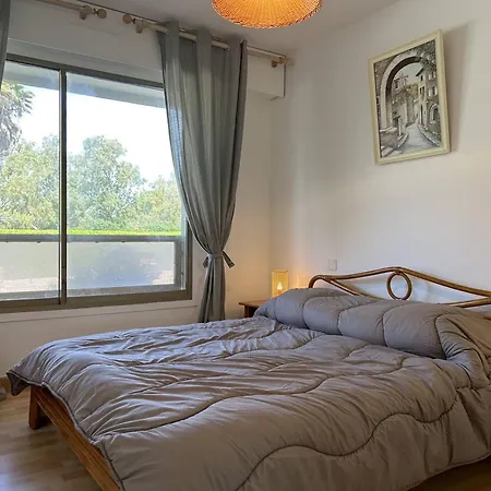 Апартаменты 3 Pieces 4 Couchages Avec Parking Au Lavandou - Fr-1-251-316 Ле-Лаванду